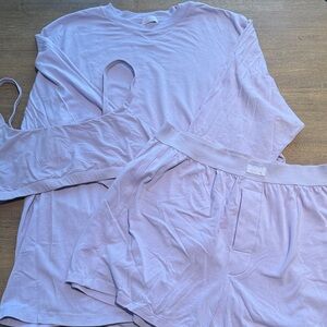 Skims Women's Lounge Set in Lily